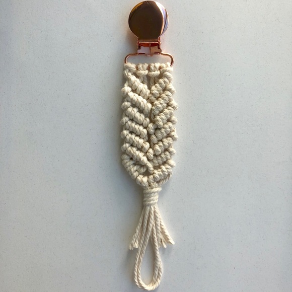 Handmade Macramé Pacifier Clip - Picture 2 of 7